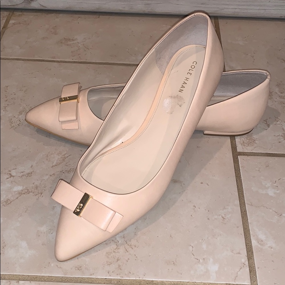 Cole Hann Pointed Flats Women’s Size 10